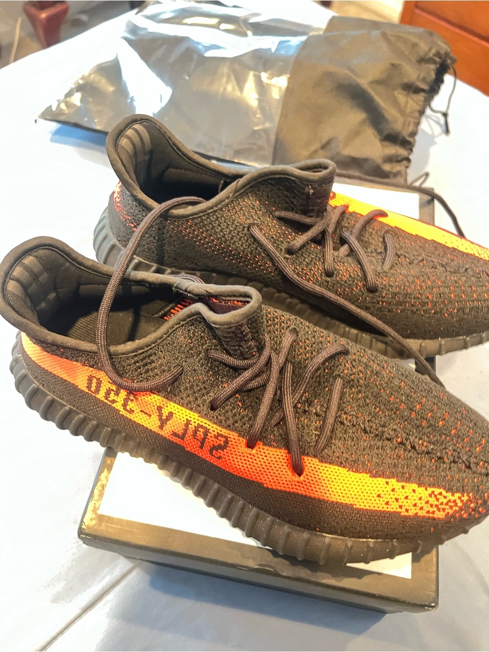 Like New Yeezy Black and Orange Knit Athletic Shoes size 9